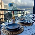 16Onbree Apt With Balcony And Rooftop Pool 1705