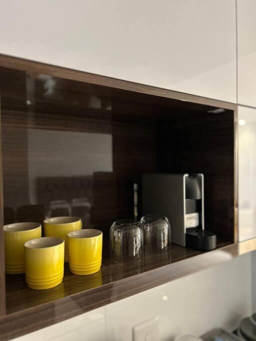 Apartment 16onbree With Balcony And Rooftop Pool 1705 *